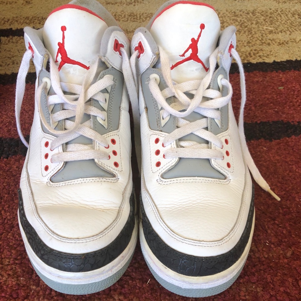 Men’s Jordan 3’s